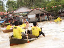 Wagub Sumut Lepas Perlombaan Dayung Sampan Tradisional