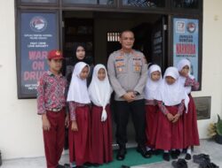 Kapolres Asahan Kunjungi Taman Baca Posko Bersinar