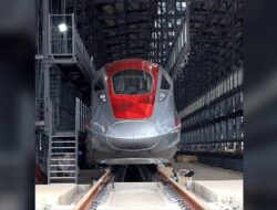 Bulan Oktober Kereta Cepat Jakarta-Bandung Mulai Berbayar