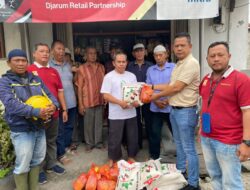 Pewarta Berbagi Sembako Ke BKM Masjid Jamik