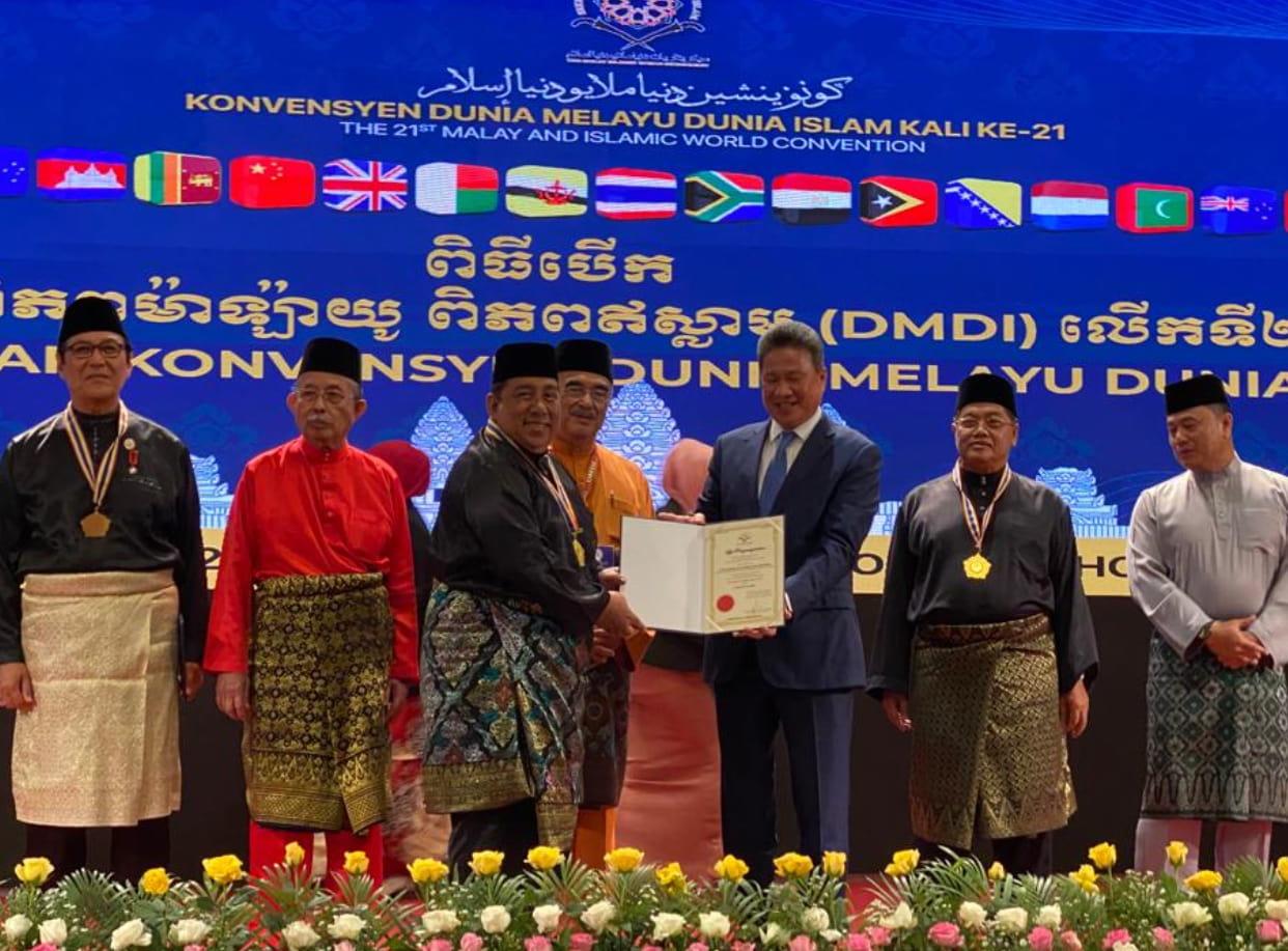 Said Aldi Terima Anugerah Tertinggi DMDI