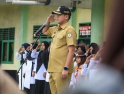 Jadi Pembina Upacara Bendera Di Sekolah, Wabup Sergai Sampaikan Tiga Hal