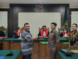 Minta Maaf dalam Persidangan, Prayitno Cabut Gugatan Katering Haji Rp1,1 M Kontributor Kontributor