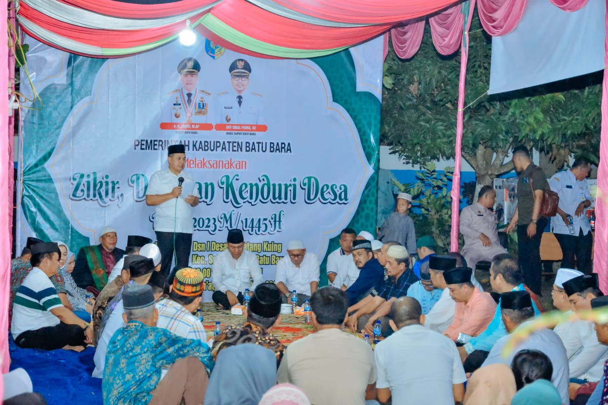 Bupati Zahir Hadiri Malam Kenduri Desa