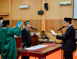Anggota DPRD Batu Bara Pengganti Antar Waktu Ucapkan Sumpah