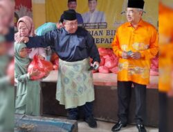 Presiden DMDI Bagikan 500 Paket Bingkisan Gratis Kepada Masyarakat Kurang Mampu