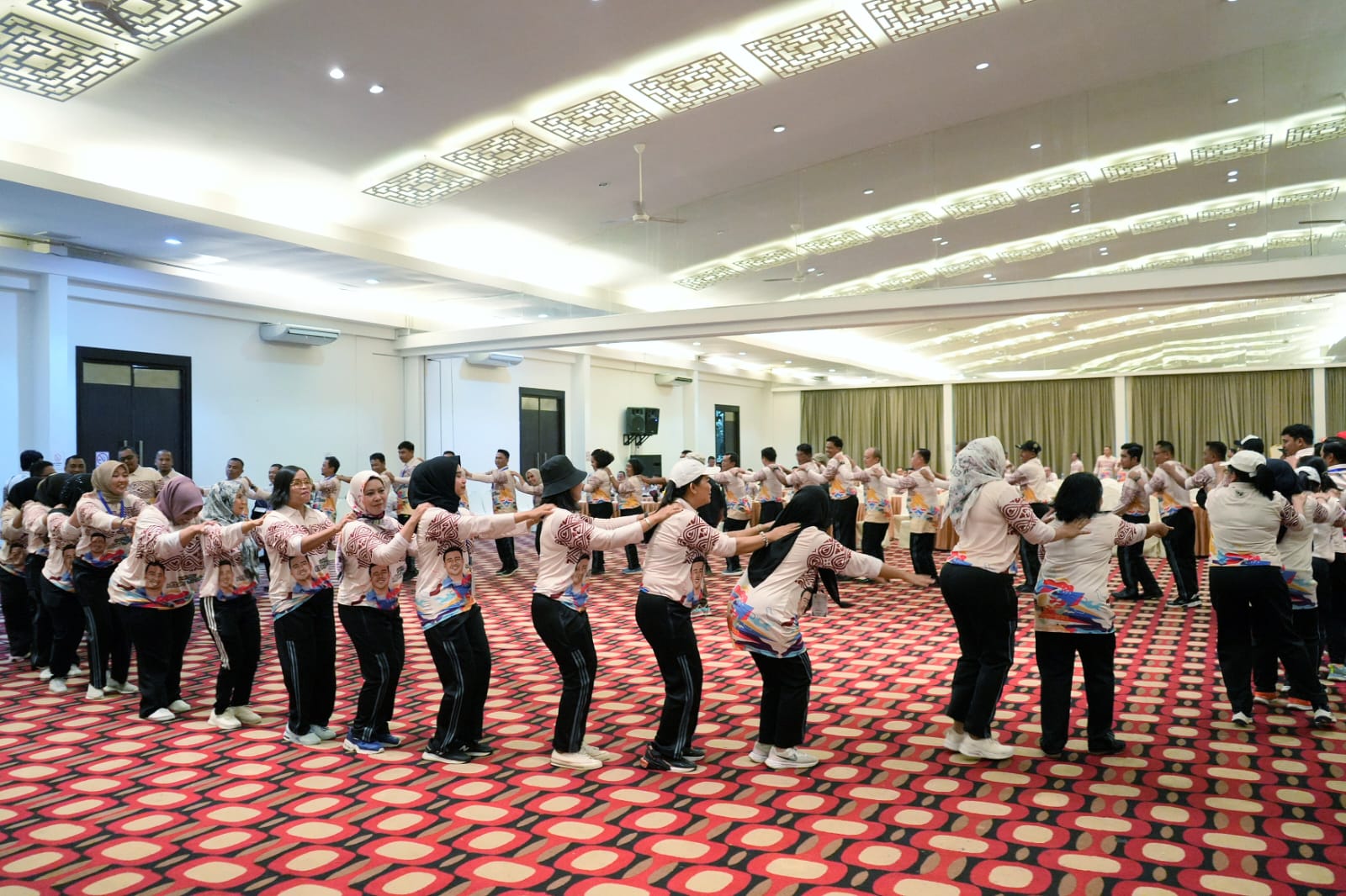 Tingkatkan Sinergisitas, Camat Dan Lurah Se-Kota Medan Ikuti Outbond