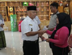 Pinjaman Bergulir Untuk Pelaku Usaha Mikro Wajib Dikembalikan