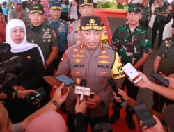 Pemakaman Lukas Enembe Sempat Ricuh Diwarnai Prlemparan Batu, Kapolri Pastikan Situasi Papua Aman