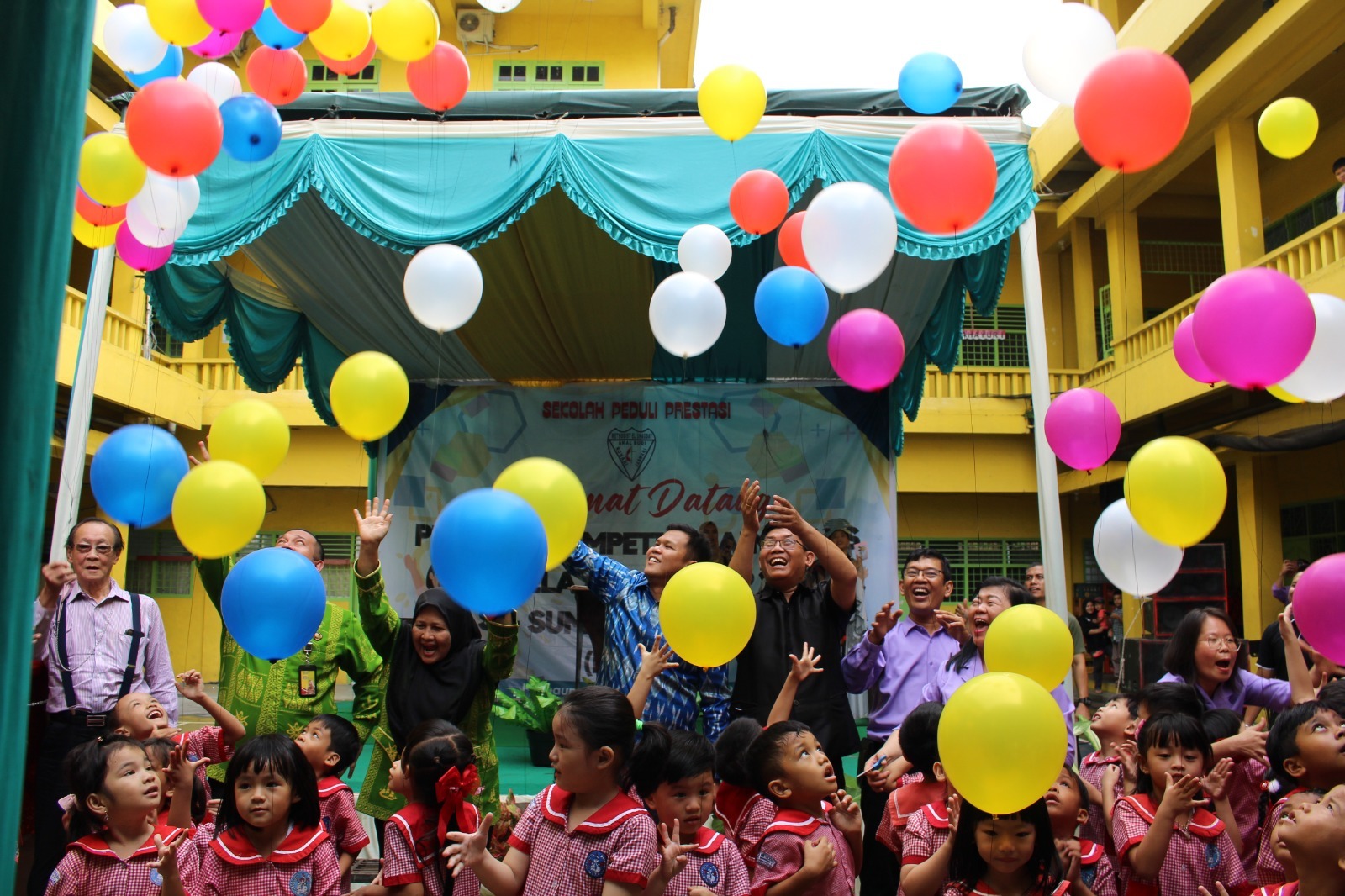 Wabup Sergai Buka Kompetisi Sains Plus Antarpelajar SD Dan SMP se-Sumut