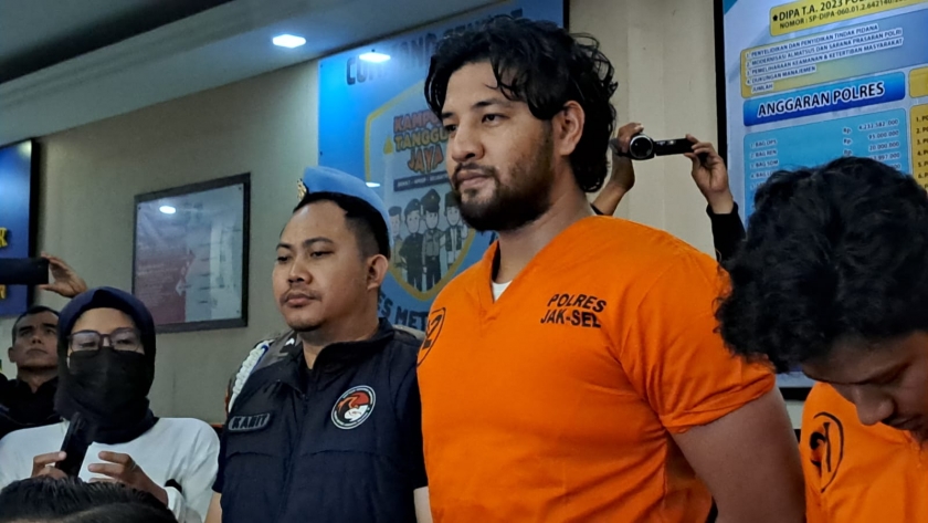 Psikologis Ammar Zoni Memburuk dan Stres Setelah Ayahnya Meninggal Dunia