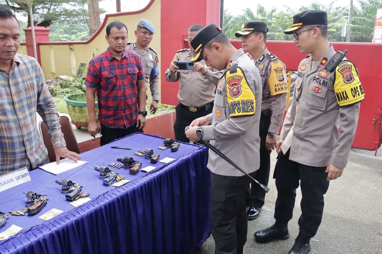 Polres Asahan Cek Senpi Personel