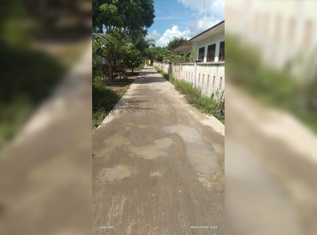 Setelah Beberapa Bulan Usai Dibangun, Jalan Rabat Beton di Simpang Inpres Asahan Kembali Rusak
