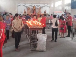 Perayaan Imlek di Medan Aman