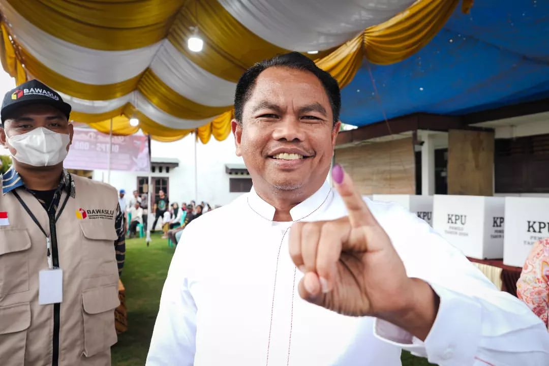 Gunakan Hak Suaranya, Bupati dan Wabup Sebut Pemilu di Sergai Berjalan Lancar