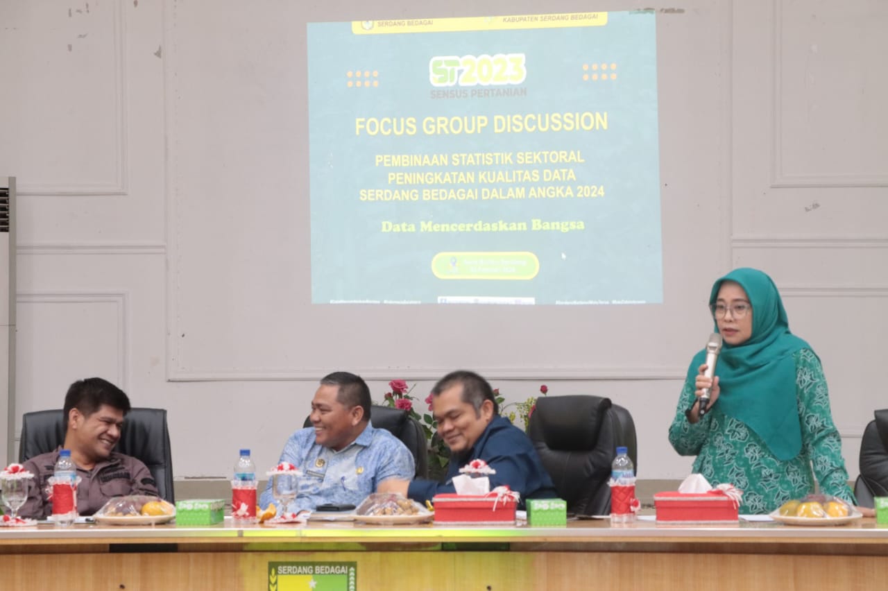 Kadis Kominfo Sergai Narasumber FGD Pembinaan Statistik Sektoral  