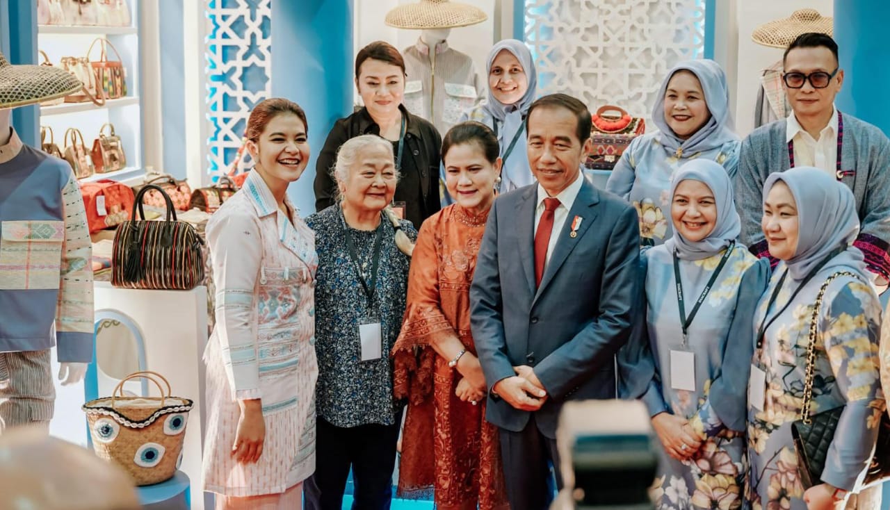 Inacraft 2024: Presiden dan Ibu Negara Kunjungi Stan Dekranasda Medan