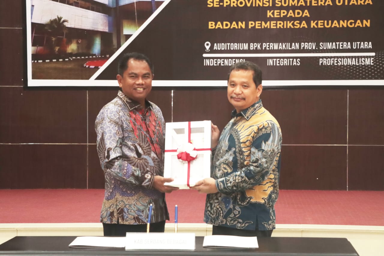 Bupati Sergai Serahkan Laporan Keuangan ke BPK