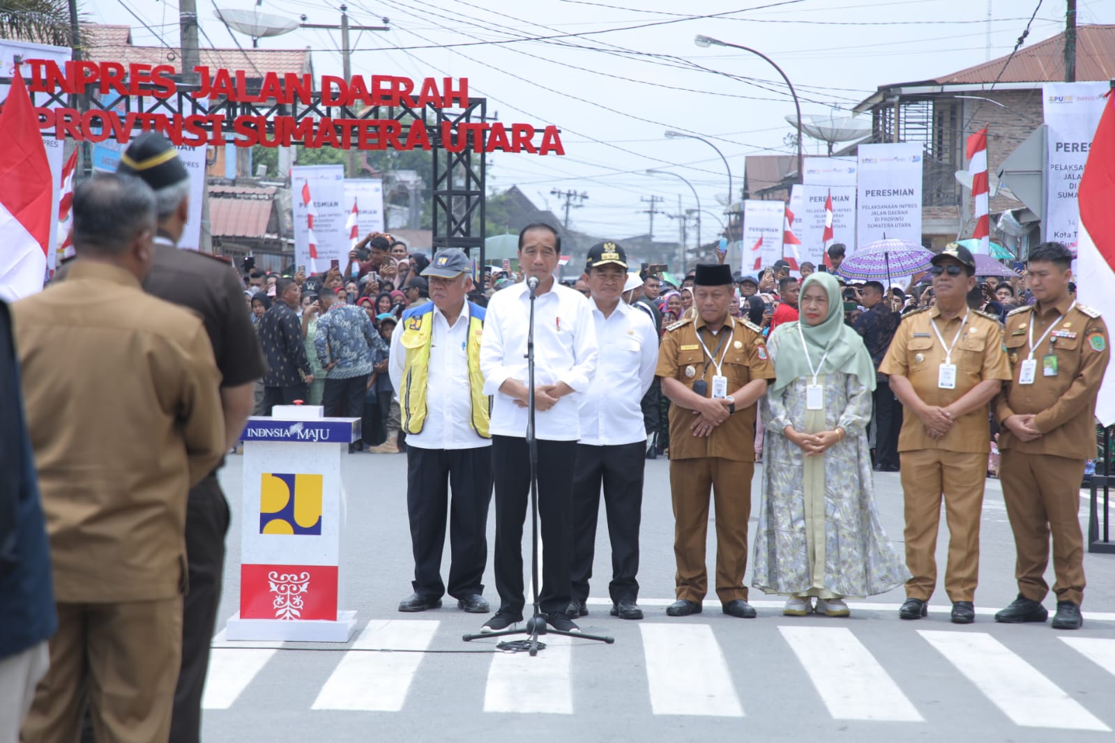 Presiden Jokowi Resmikan Pelaksanaan Inpres Jalan Daerah Sumut