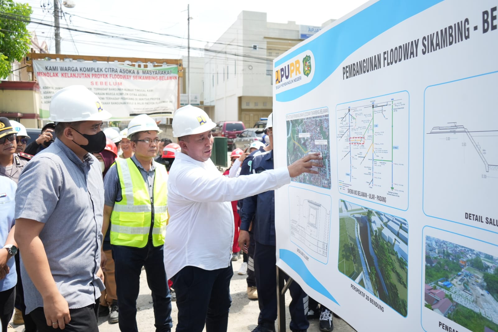 Wali Kota Medan Tinjau Proyek Floodway Sei Sikambing - Belawan