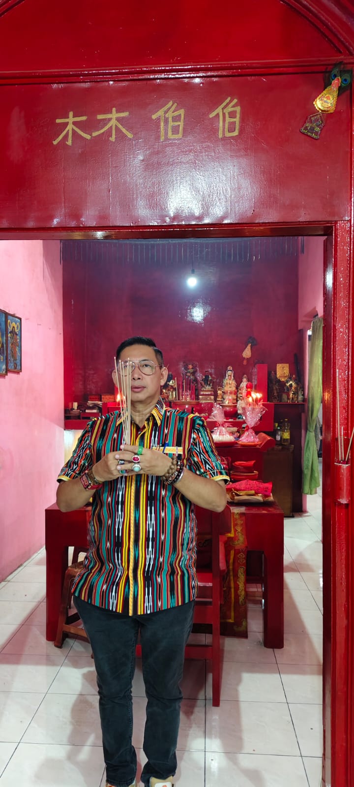 Wong Chun Sen Hadiri HUT Klenteng Lim Pekpek