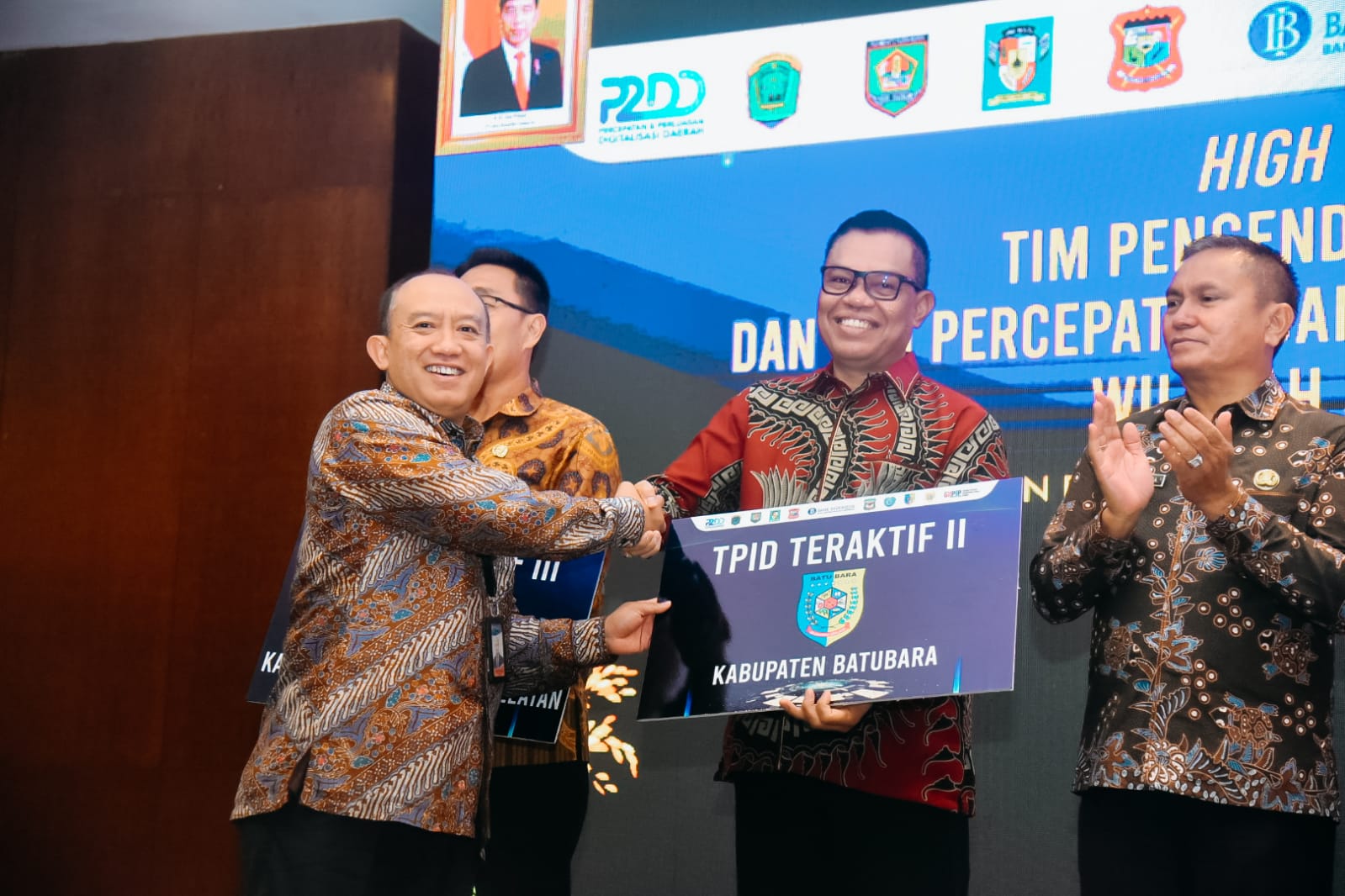 Pemkab Batu Bara Raih Penghargaan TPID Teraktif II