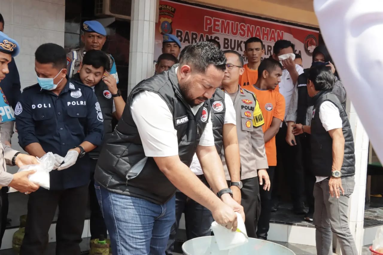 Polres Asahan Musnahkan Barang Bukti Sabu 1 Polres Asahan Musnahkan Barang Bukti Sabu