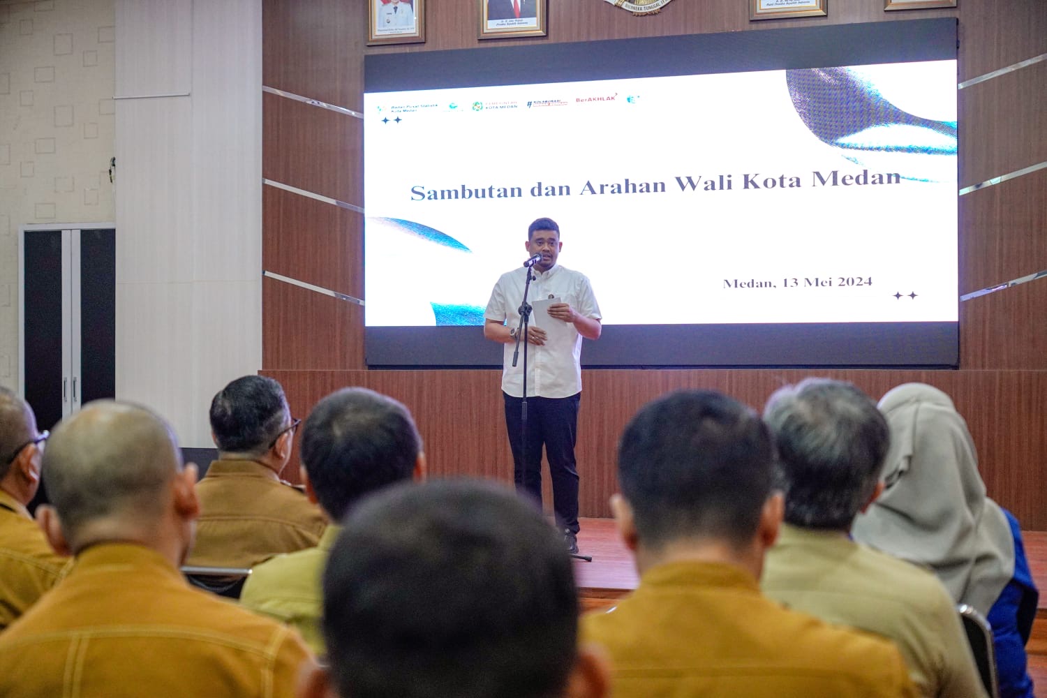 Wali Kota Medan Launching Program Satu Kecamatan Satu Kelurahan Cantik