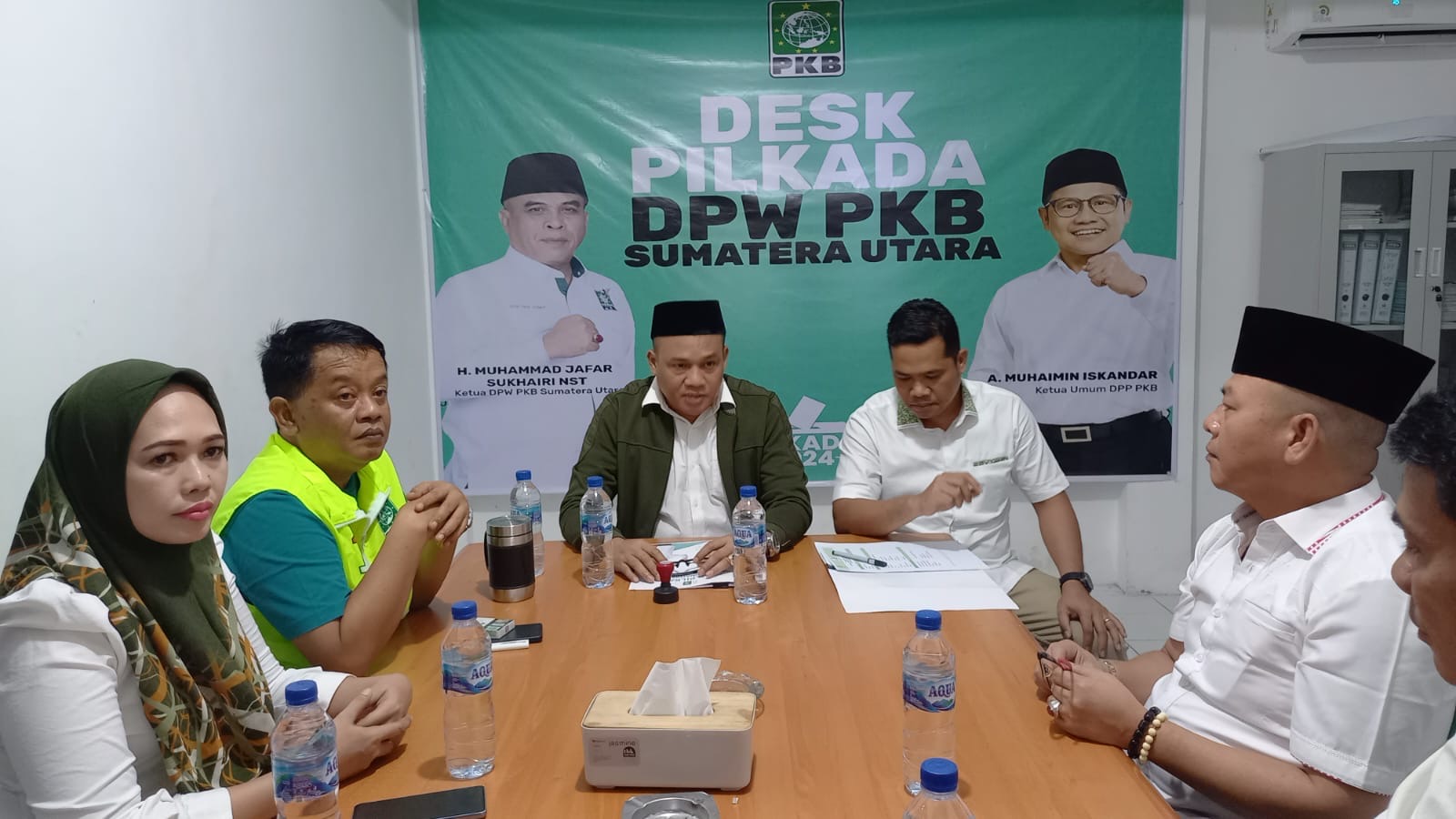 Nikson Nababan Serahkan Formulir dan Berkas Pendaftaran Balon Gubernur Sumut 2024 ke PKB 1 Nikson Nababan Serahkan Formulir dan Berkas Pendaftaran Balon Gubernur Sumut 2024 ke PKB