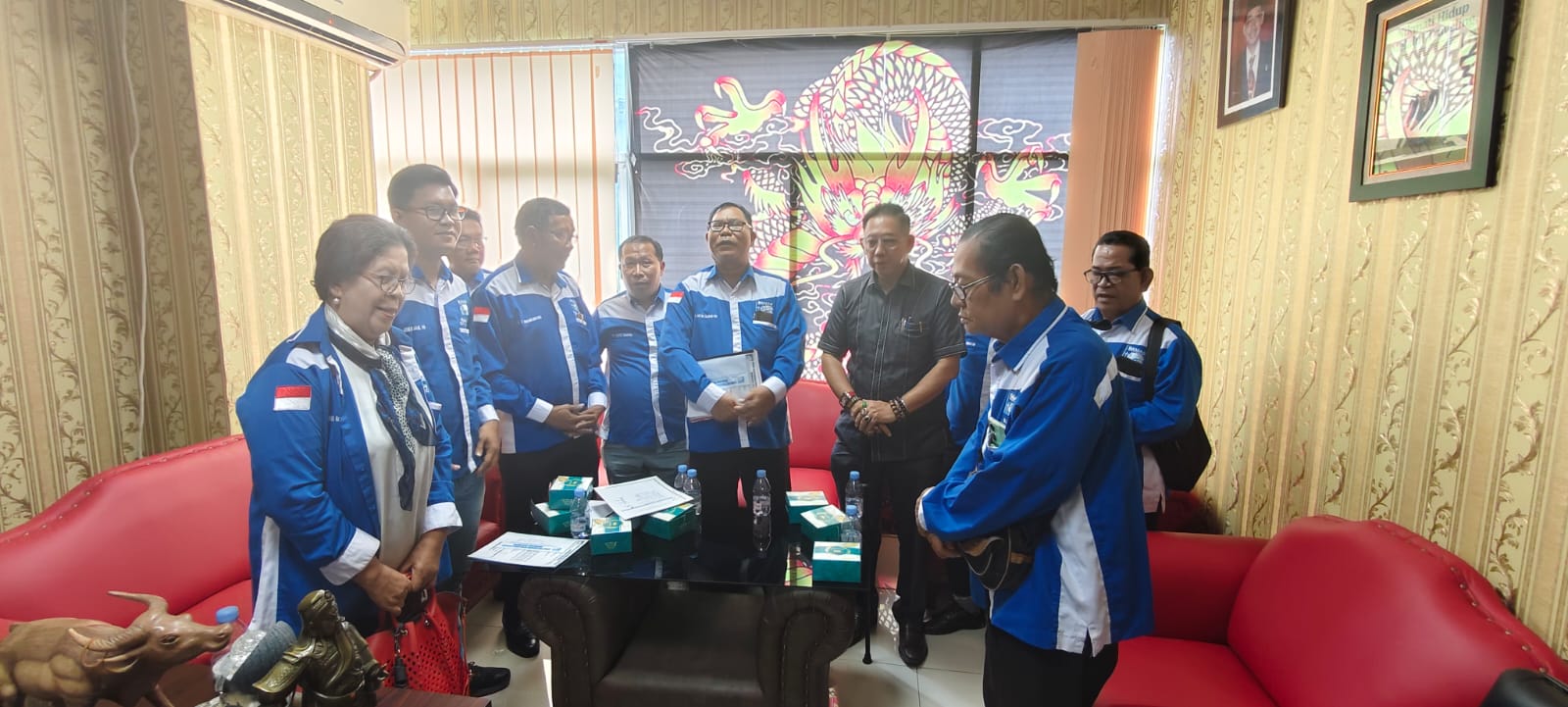 Wong Chun Sen dan PMKRI Kota Medan Bahas Masalah Pendidikan