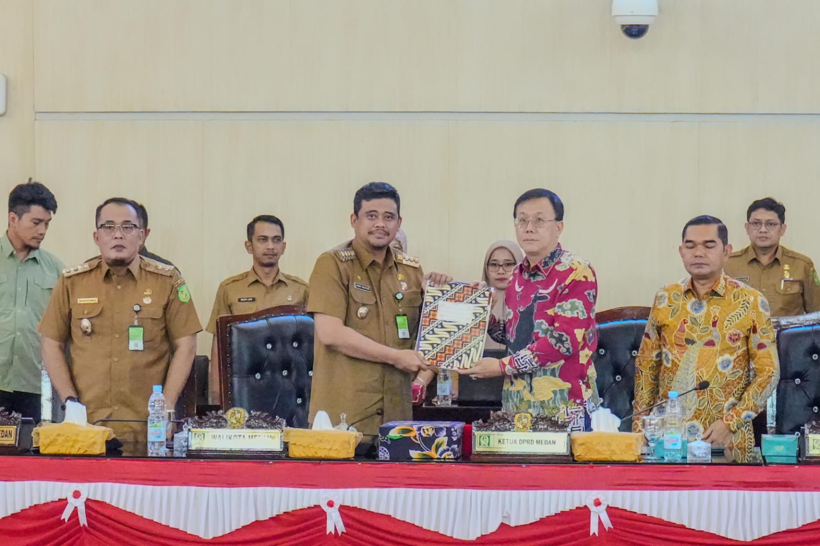 DPRD Medan Setuju Ranperda Insentif dan Penanaman Modal Ditetapkan Jadi Perda 1 DPRD Medan Setuju Ranperda Insentif dan Penanaman Modal Ditetapkan Jadi Perda