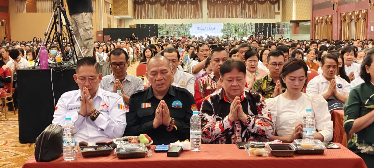 Ketua Permabudhi Sumut Hadiri Perayaan Hari Tri Suci Waisak