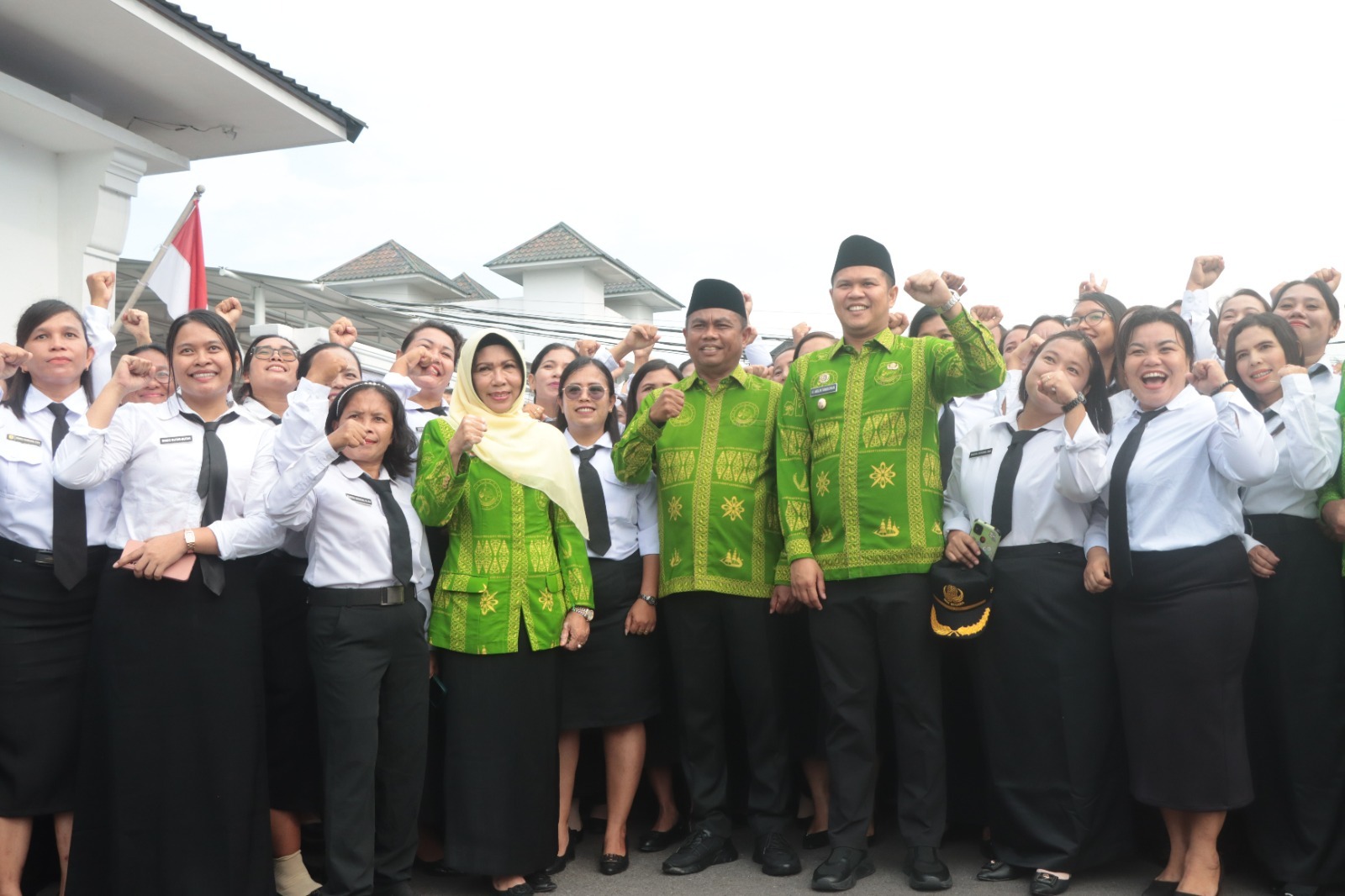 Bupati Sergai Pimpin Upacara Pengambilan Sumpah 2.182 PPPK