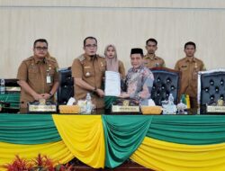 Bobby Nasution Terima Hasil Ranperda Inisiatif DPRD Tentang Perubahan Atas Perda Kota Medan No 6 Tahun 2015