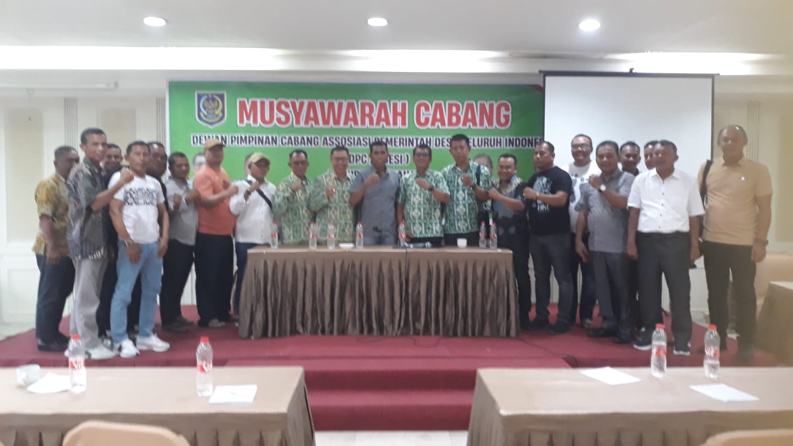 Secara aklamasi, Haidir Butar butar terpilih menjadi Ketua Apdesi Asahan.