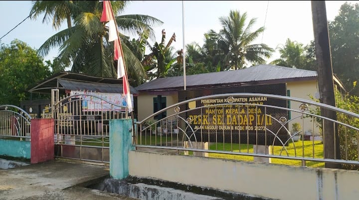 Terkait Pengerjaan Turap diduga Asal jadi di dusun VI Desa Perkebunan Sei Dadap I/II yang Pelaksananya TPK ini Kata Kades