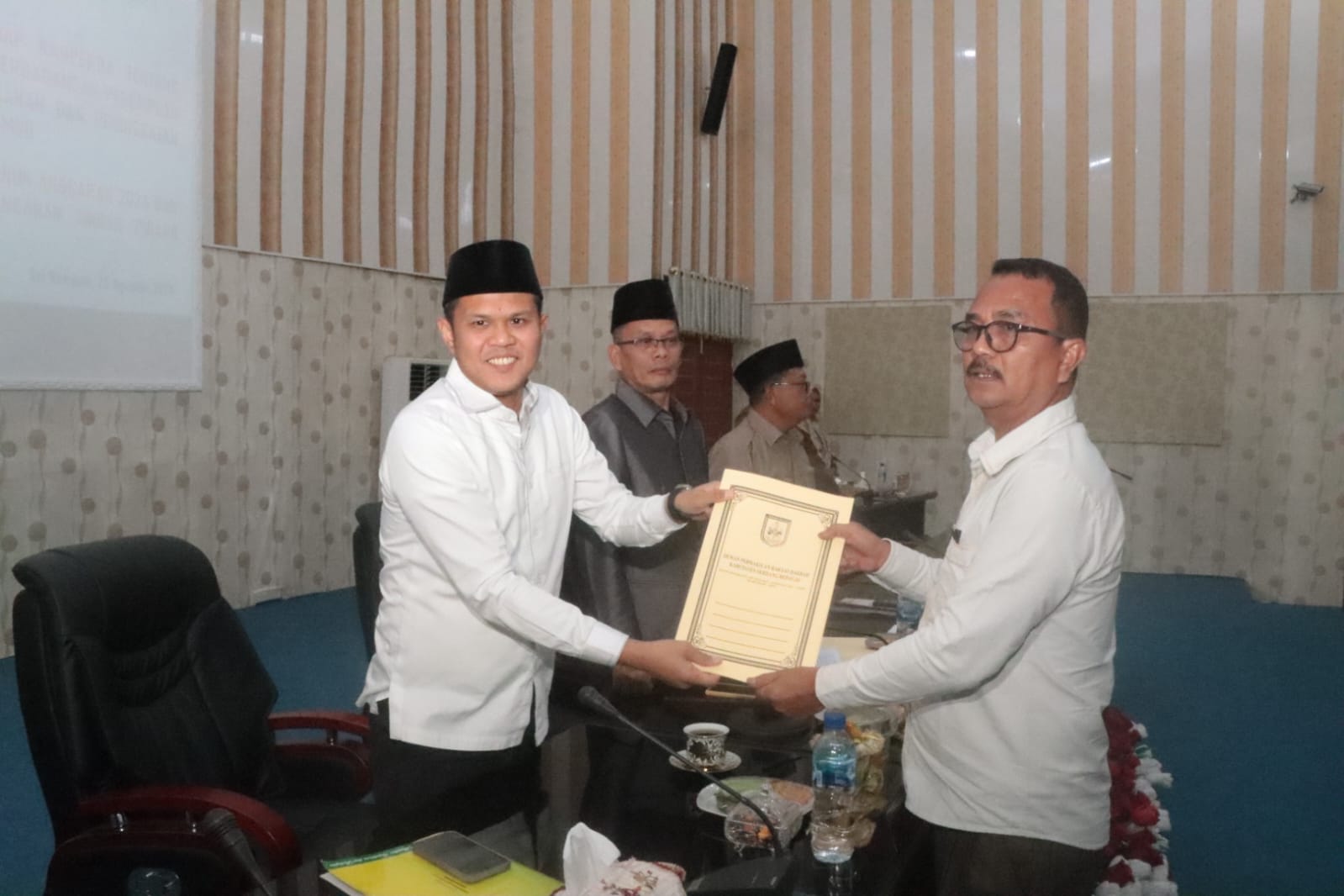 Wabup Sergai Sampaikan Nota Pengantar Ranperda P-APBD TA 2024 serta Ranperda Penanganan Tindak Pidana Perempuan dan Anak
