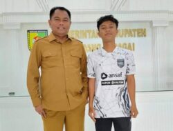 Darma Wijaya Apresiasi Prestasi Faisal, Anak Sergai yang berkiprah di Borneo FC