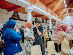 Kahiyang Ayu Nangis di Malam Keakraban Jambore TP PKK, Tahun Depan Harus Lebih Baik Lagi