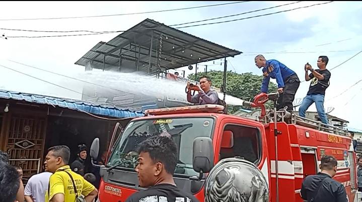 Tiga rumah hangus terbakar di Asahan dilalap sijago merah