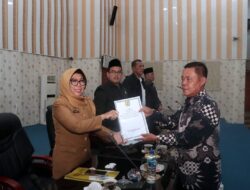 Pemkab Sergai Sampaikan Pendapat Akhir Ranperda Pencegahan Perumahan Kumuh dan Nota Pengantar APBD 2025