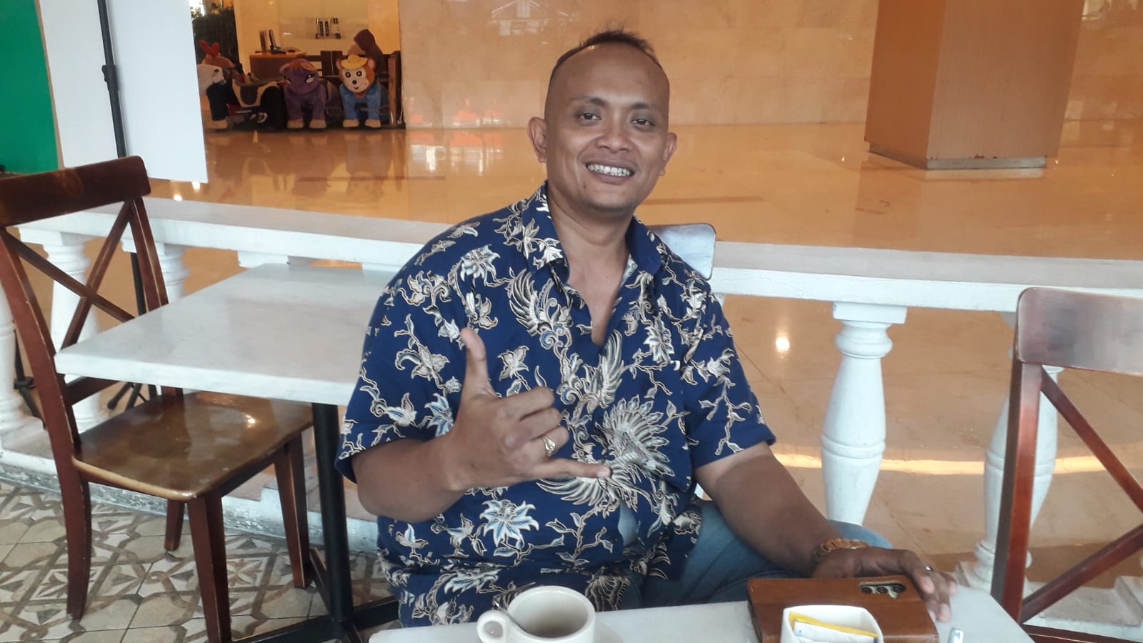 Rico Goncalwes Ucapkan Selamat Pada Wong Chun Sen Jadi Ketua DPRD Medan Periode 2024-2029