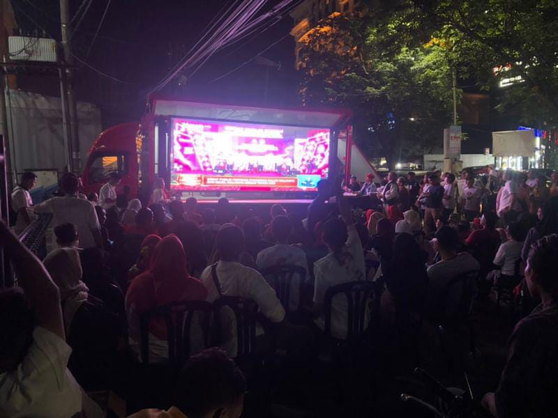 Pecah, Ratusan Relawan dan Pendukung 2 Terus Teriakkan Ridha-Rani Menang