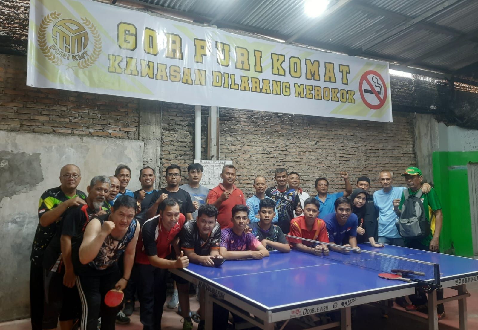Atlet Tenis Meja Puri Komat dan PTMSI Langsa Gelar Laga Pesahabatan