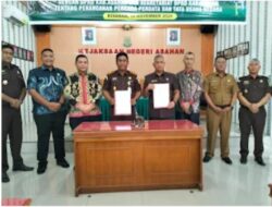 Kejari Asahan bersama DPRD melakukan Memorandum of Understanding