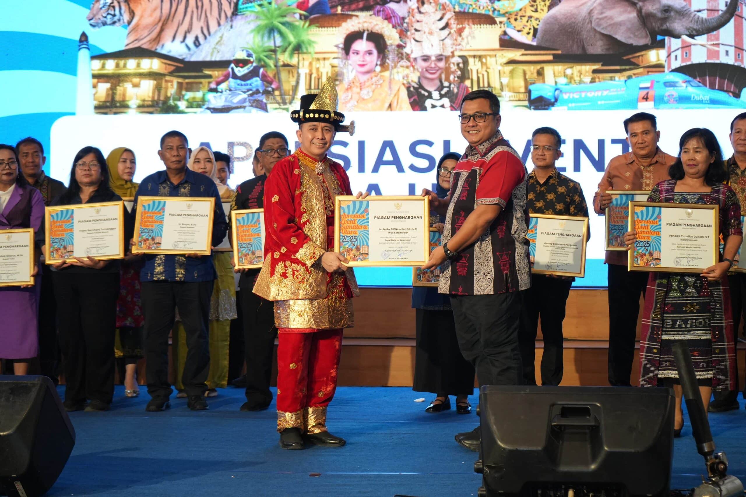 Bobby Nasution dapat Penghargaan di Gelae Melayu Serumpun dari Gubsu