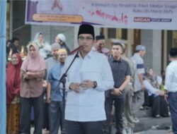 Safari Ramadan Pertama Rico Waas di Masjid Ikhlasiyah Medan Denai