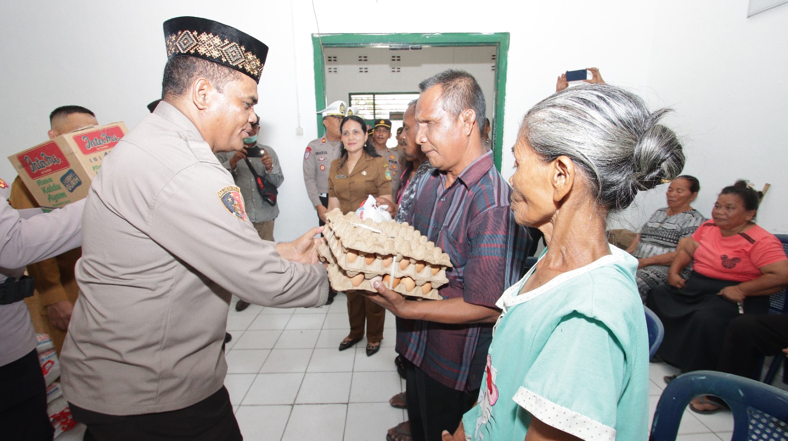 Berkah Ramadan, Kapolres Sergai Berikan Tali Asih dan Sembako ke UPTD Pelayanan Sosial Tuna Netra dan Tuna Daksa
