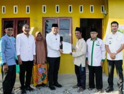 Wabup Sergai Salurkan Bantuan Bedah Rumah untuk Korban Kebakaran di Pantai Cermin