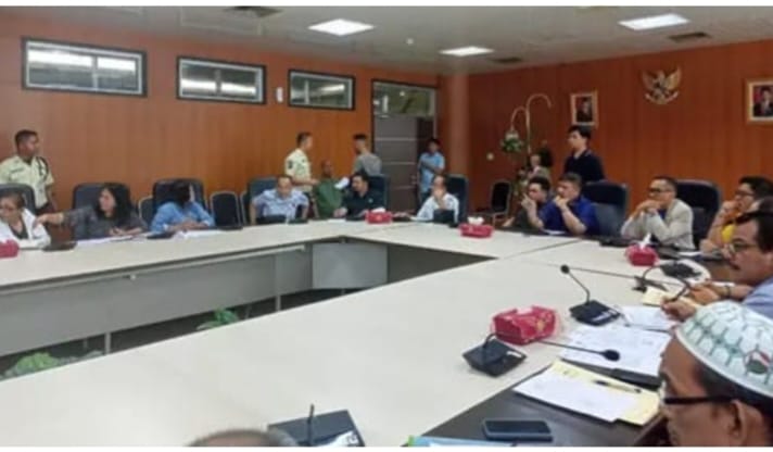 Ketua Komisi III DPRD Medan Salomo Pardede Mencecar PUD Pasar: Siapa di Balik Revitalisasi Pusat Pasar?